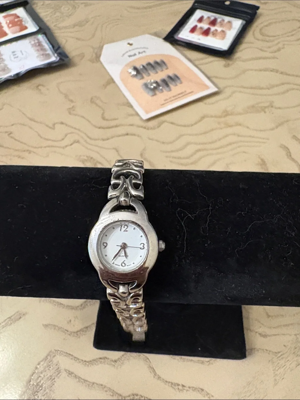 Silver Link Bracelet Watch - Women's Fashion Accessory